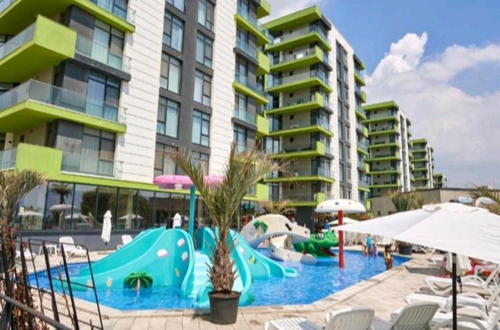 Iriny Apartment Spa&Pool By Alezzi Beach Resort Неводарі Екстер'єр фото